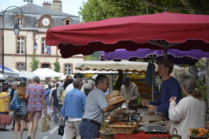 Marché du dimanche matin à Marcillac