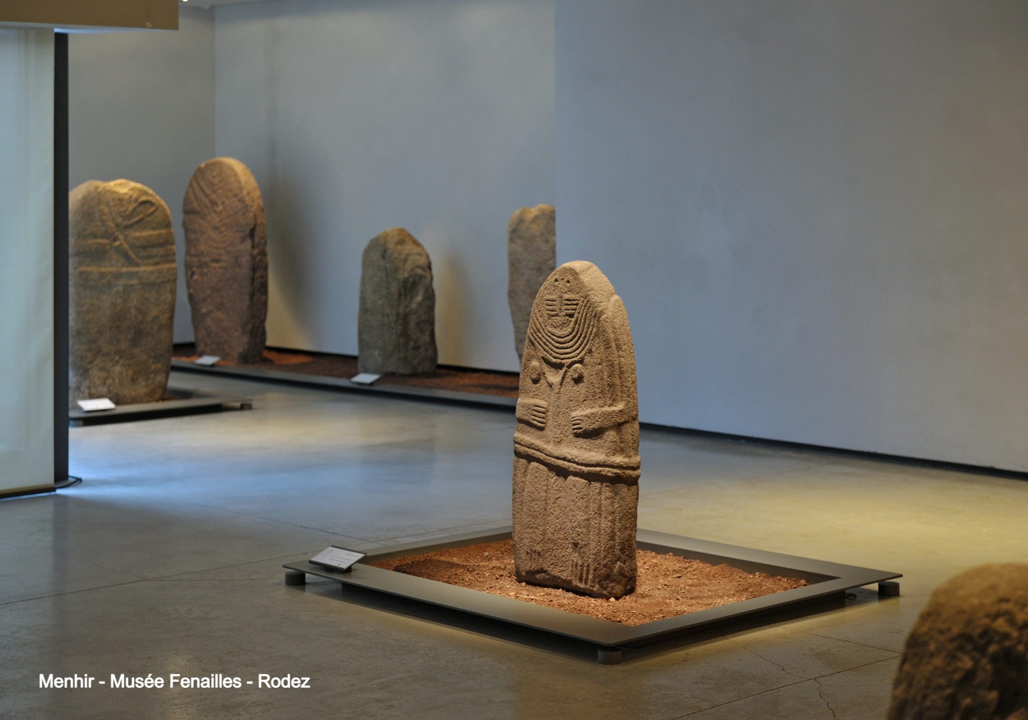 Menhir Musée Fenailles_edited